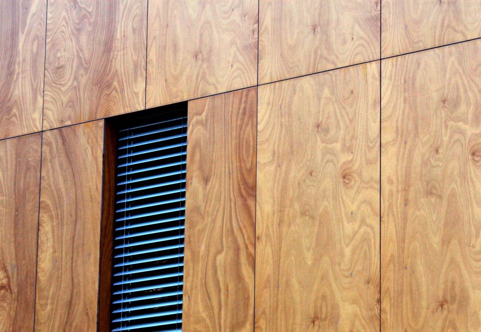 Отделка фасада имитацией бруса