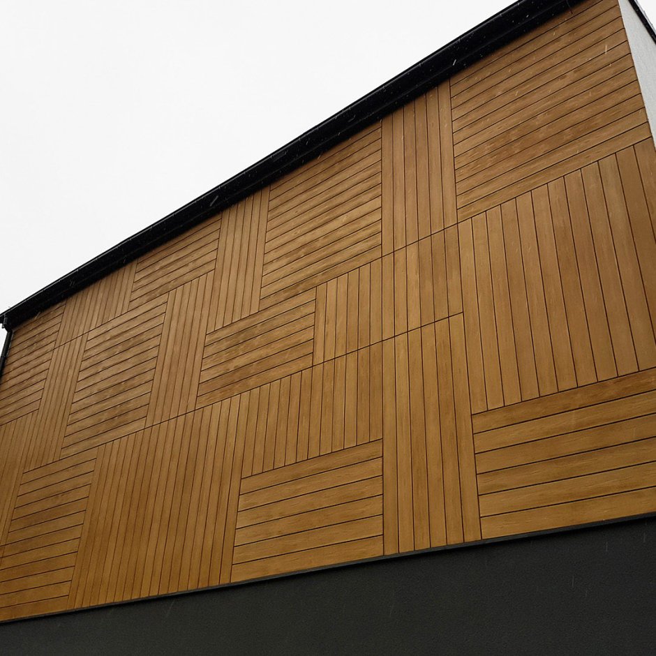 Модерн планкен фасад