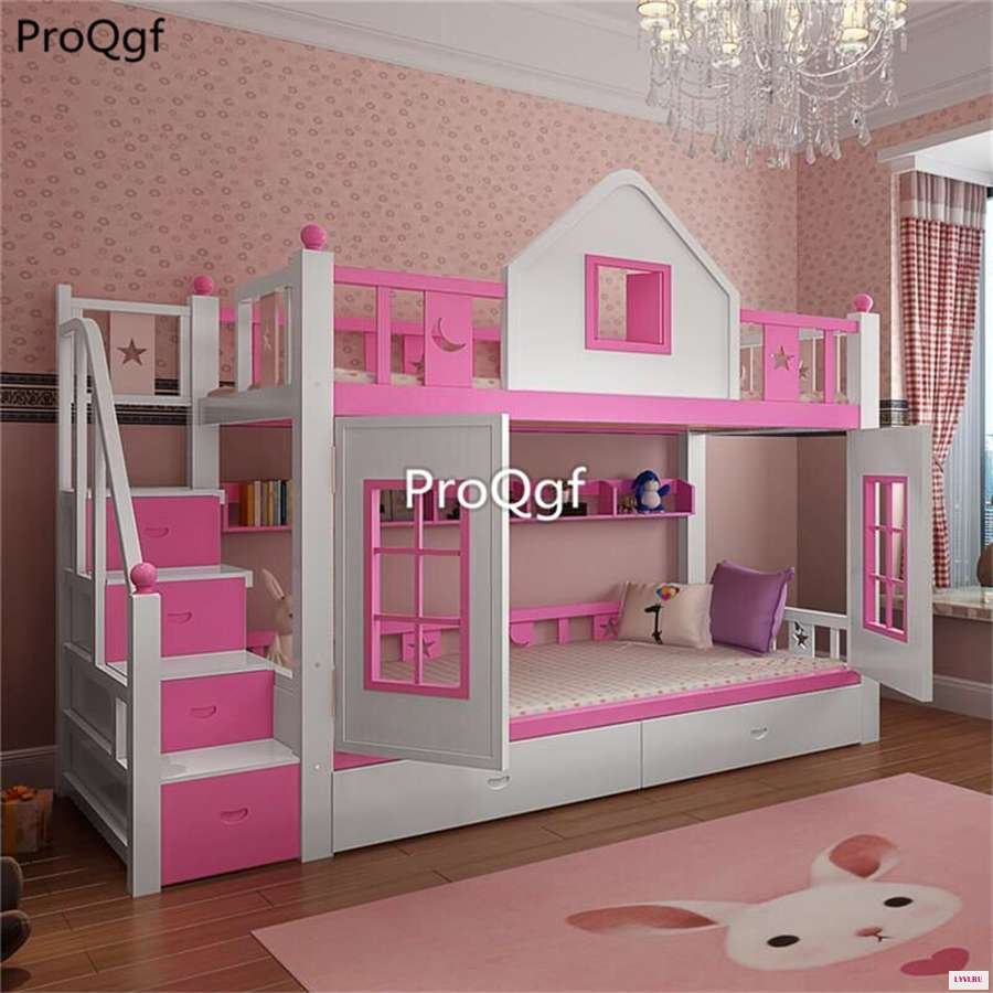 Двухэтажная кровать розовая