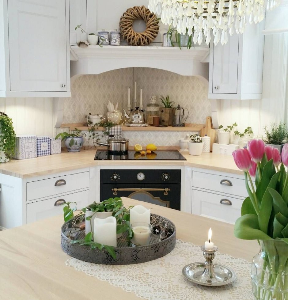 Угловая плита на кухне