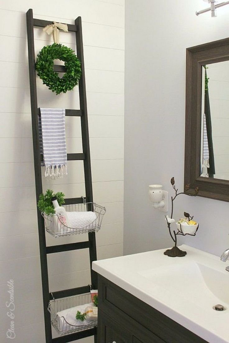 Лестница для полотенец в ванной