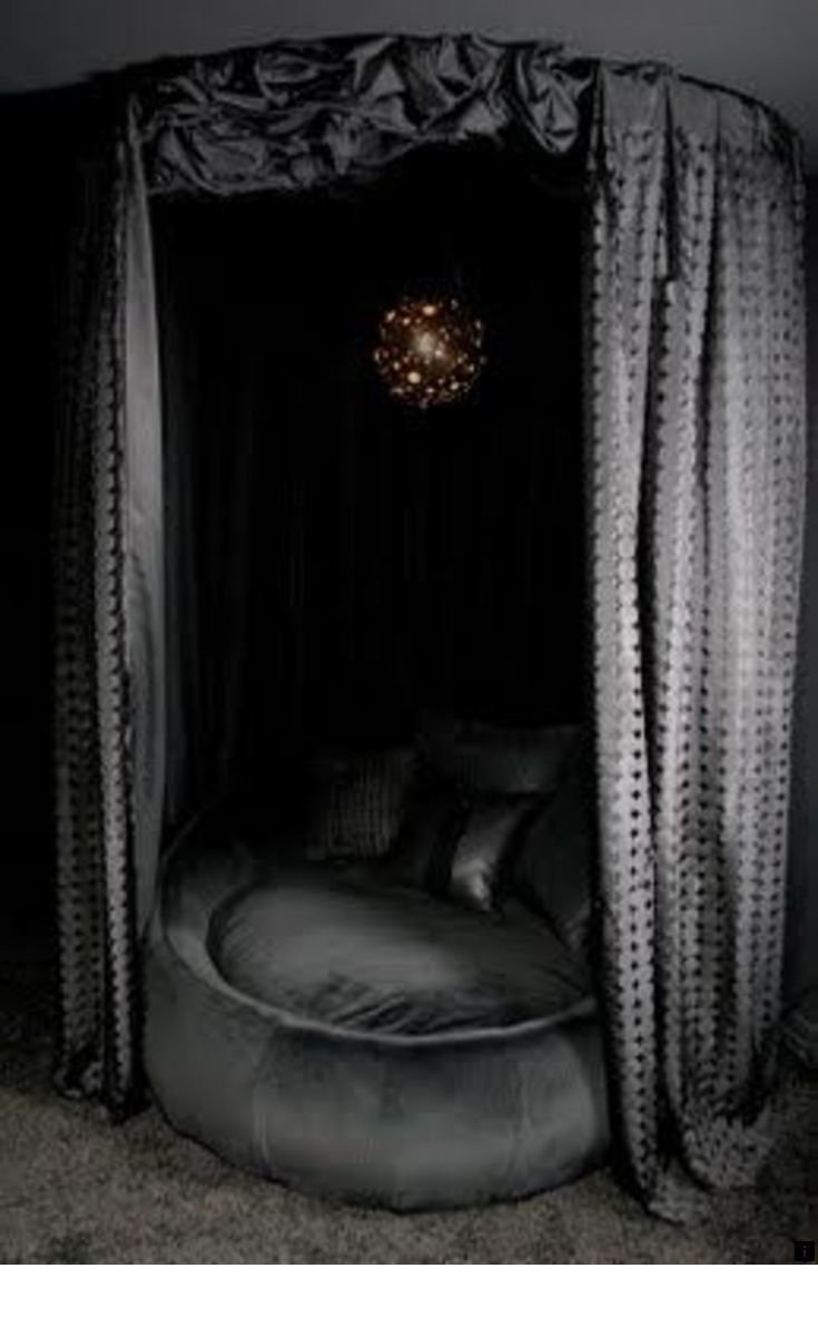 Викторианская Готика интерьер темный