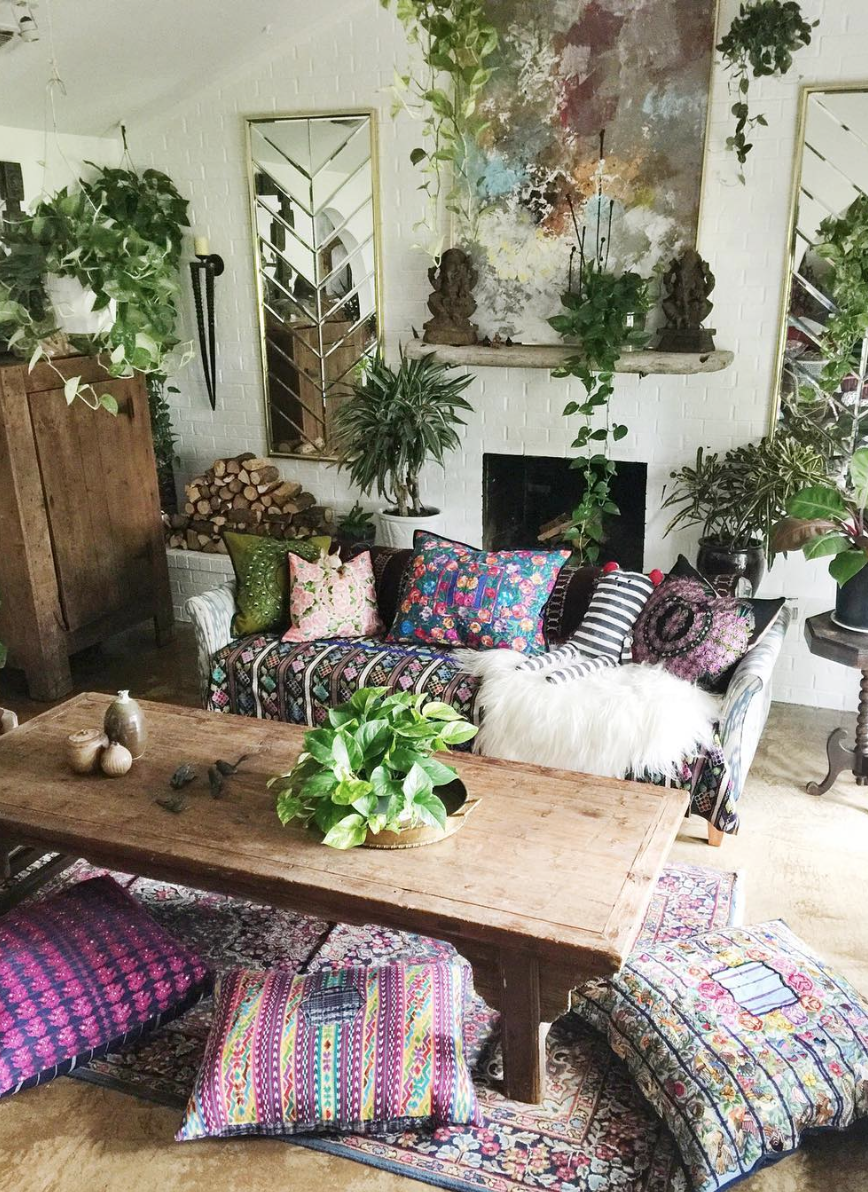 Уютная зимняя комната