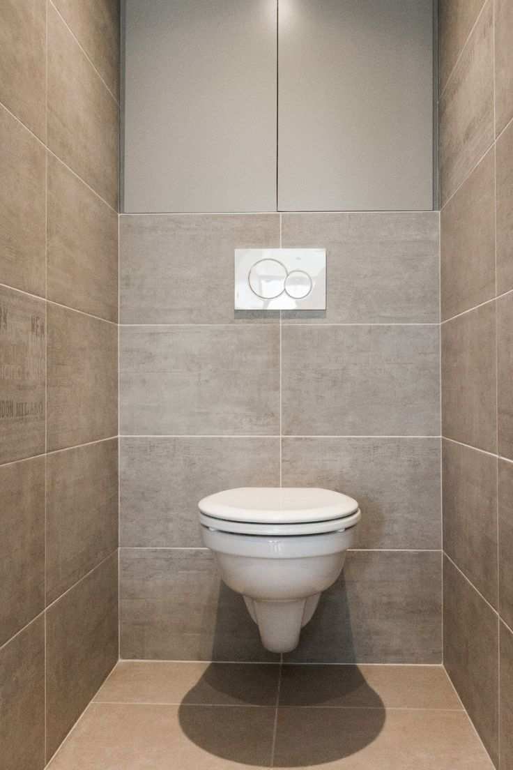 Интерьер туалета маленького