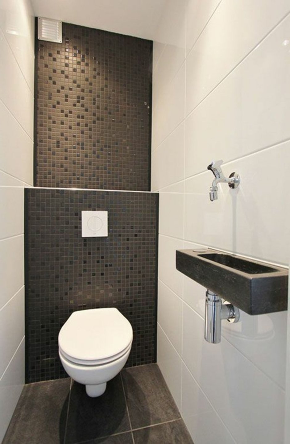 Туалетная комната маленькая