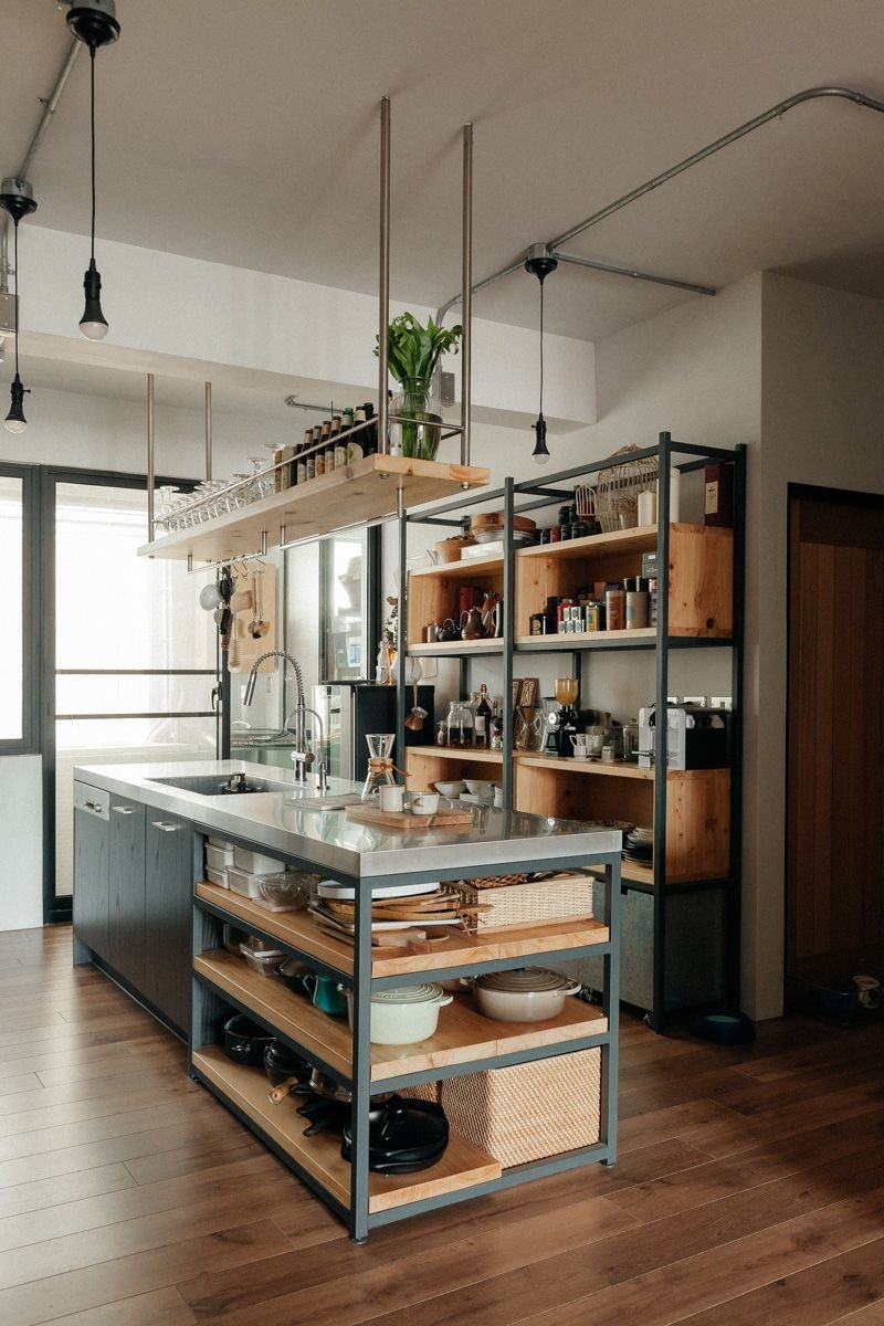 Кухня из металла в стиле лофт