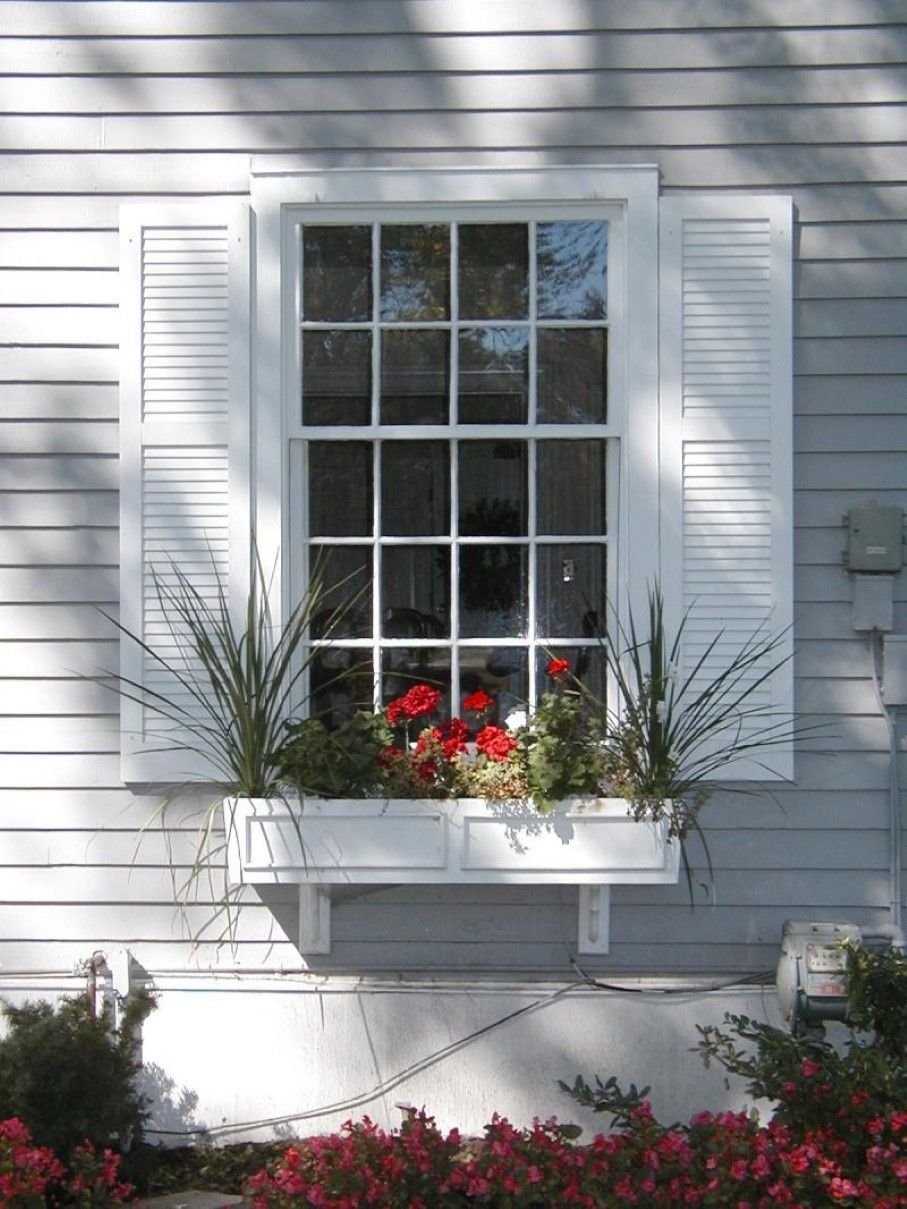 Окно со ставнями