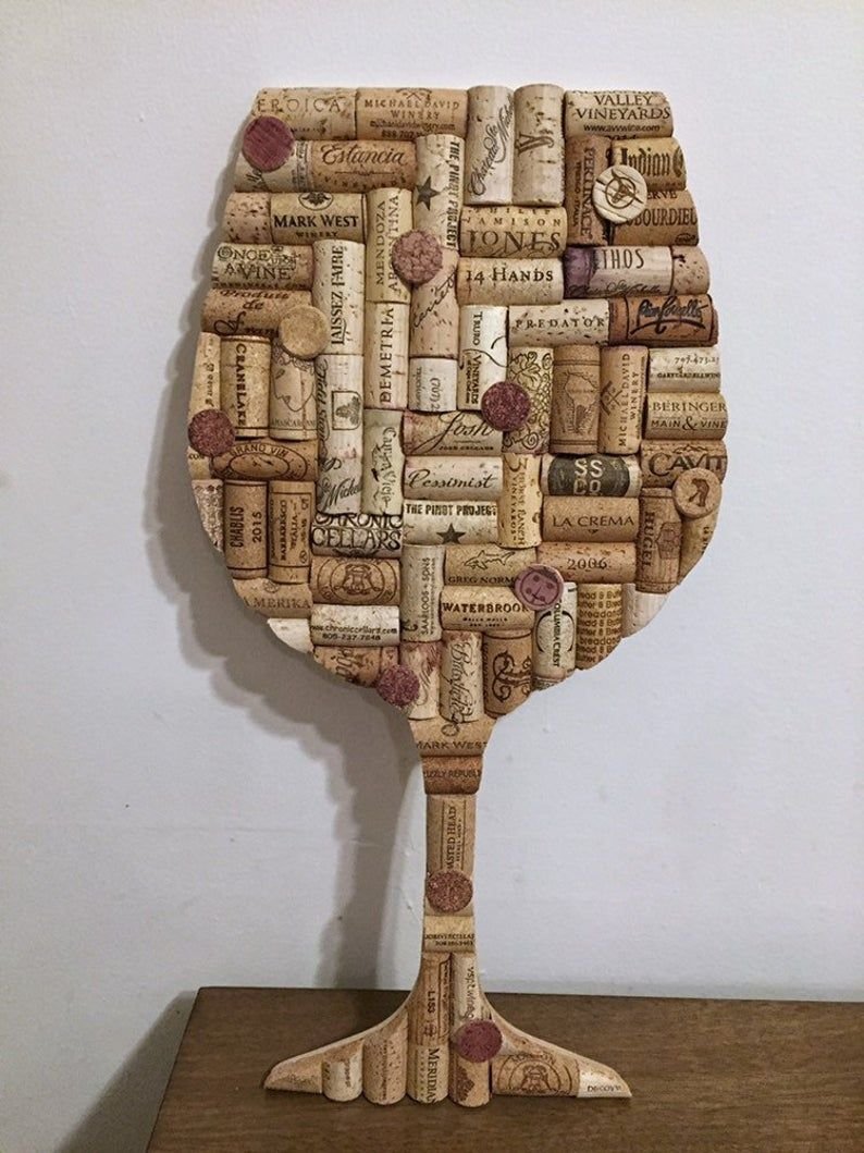 Панно из винных пробок