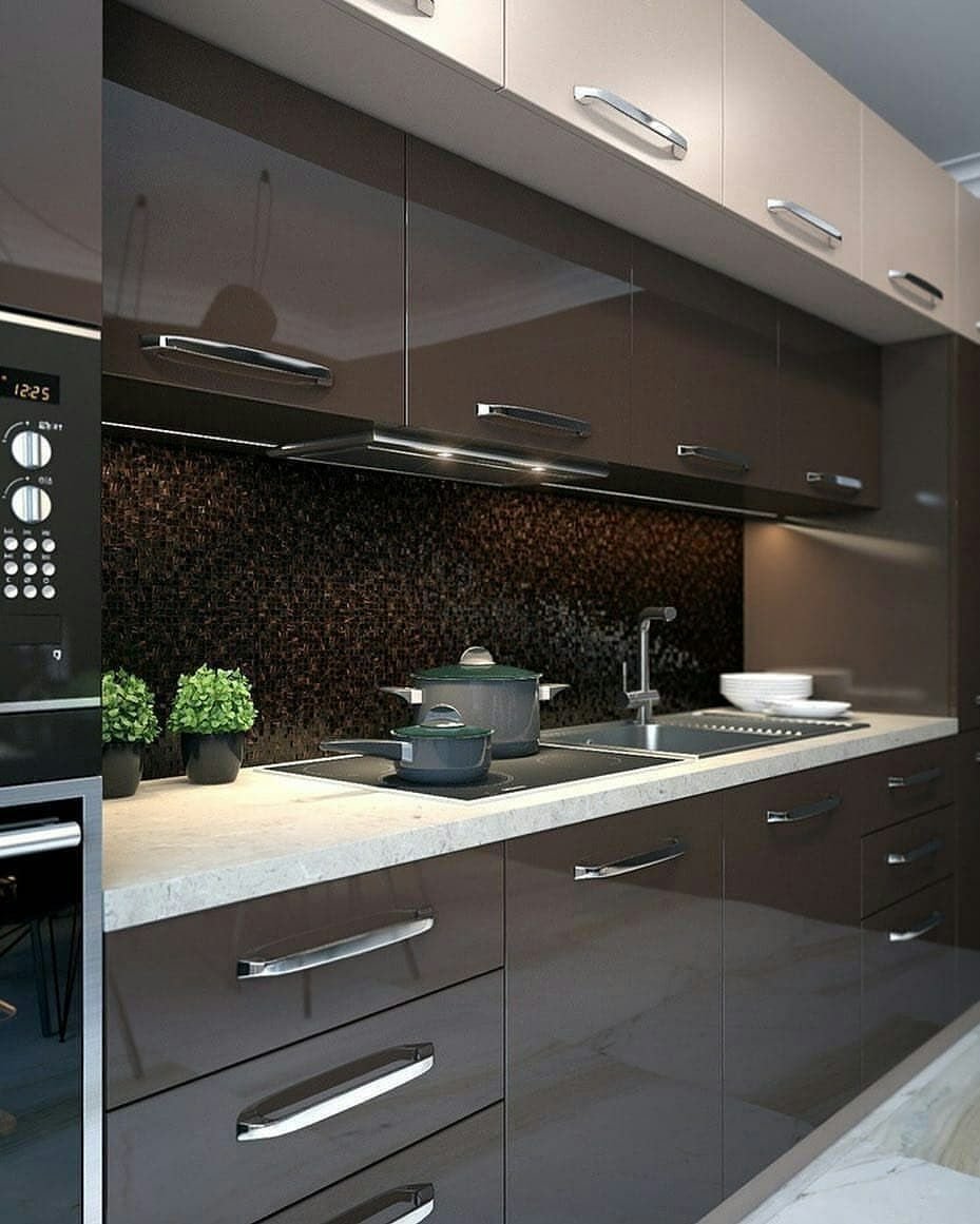 Кухни глянцевые угловые