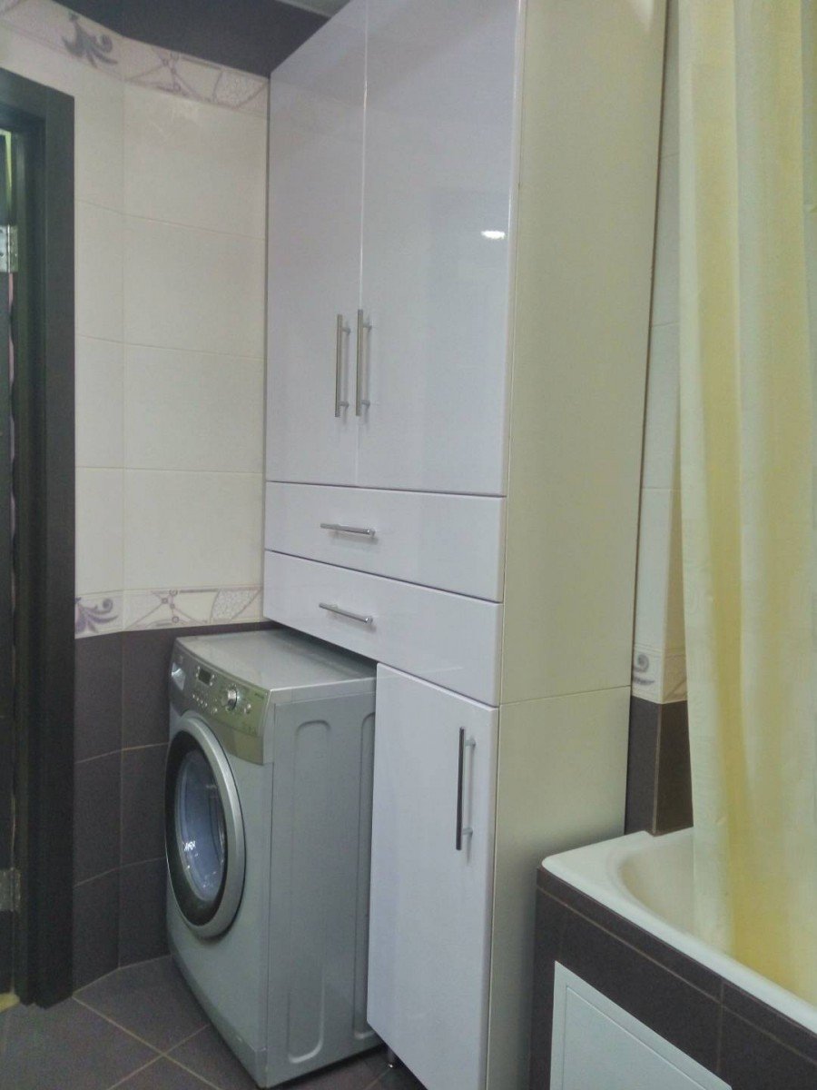 Шкаф для стиральной машины в ванной