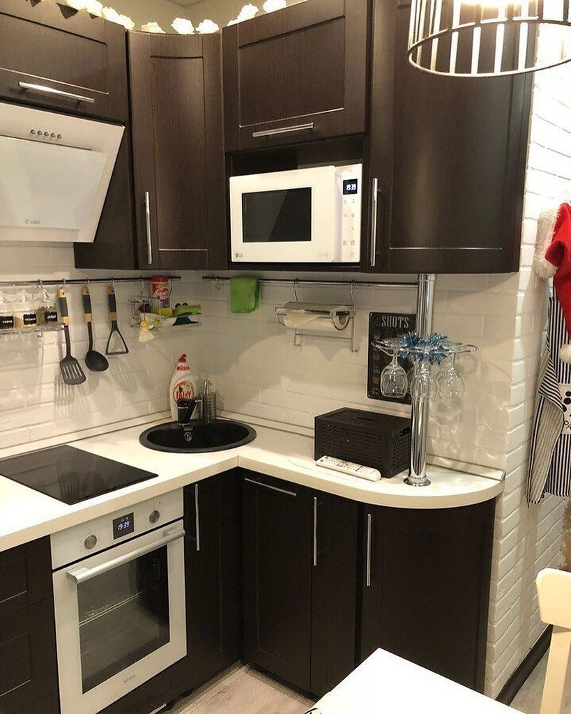 Кухонные гарнитуры для хрущевок