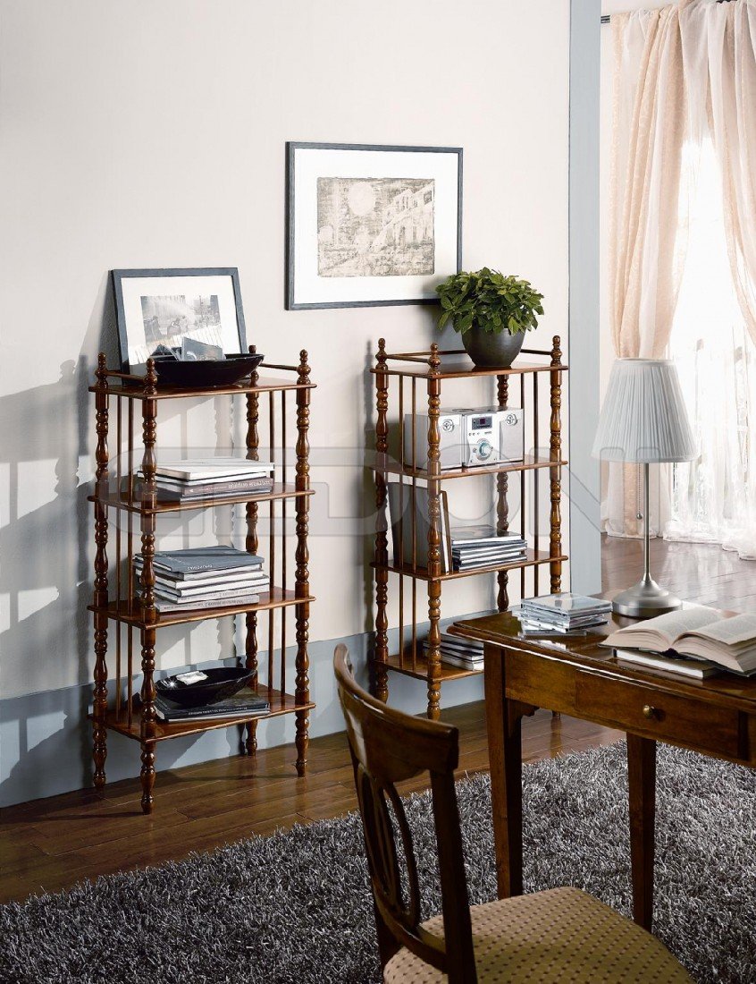 Этажерка резная