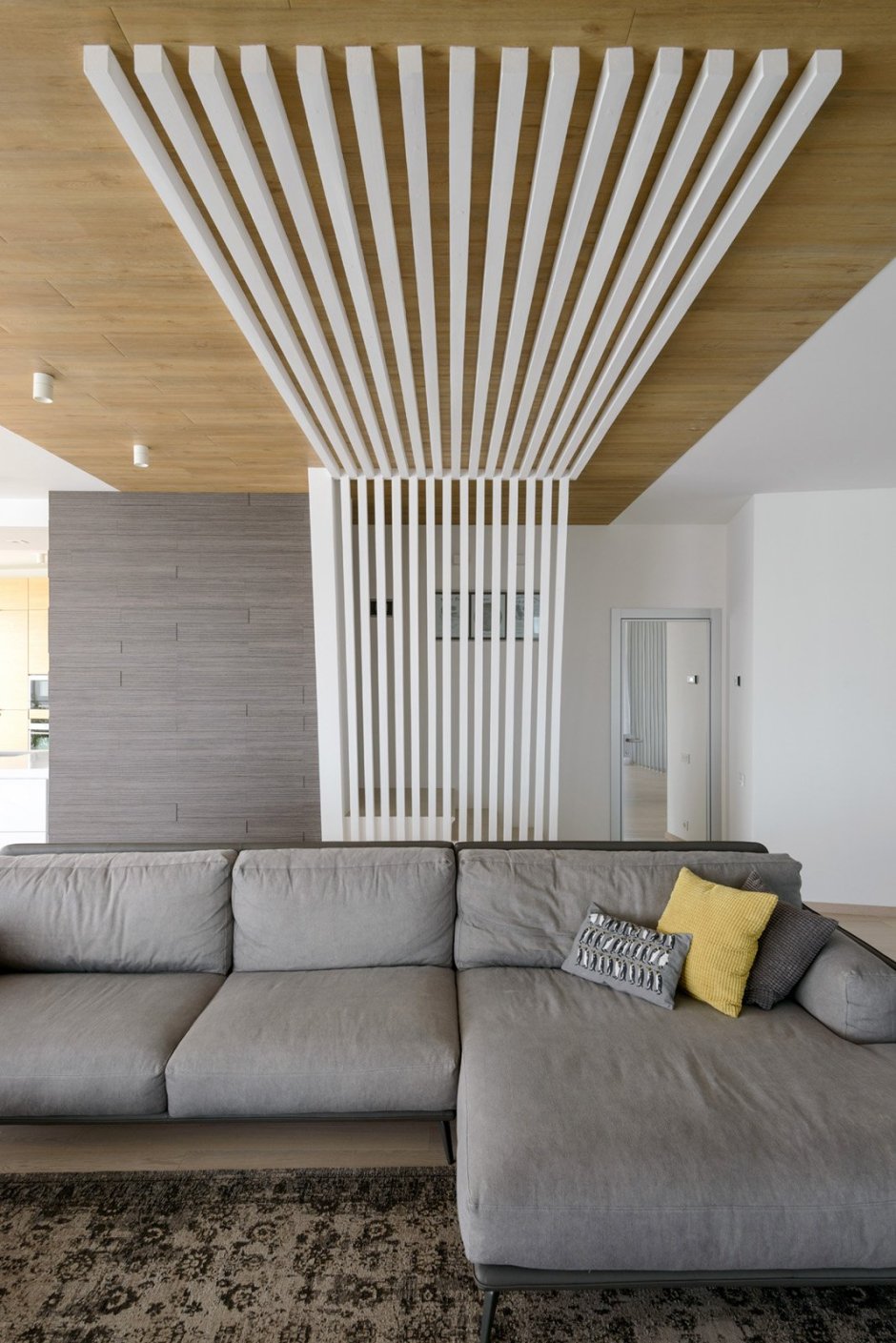 Рейки в спальне