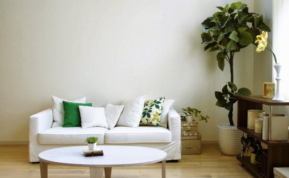 Белый диван в интерьере