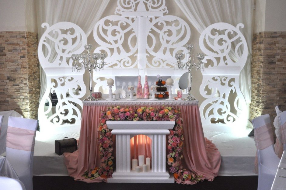 Декоративная лепнина из пенопласта