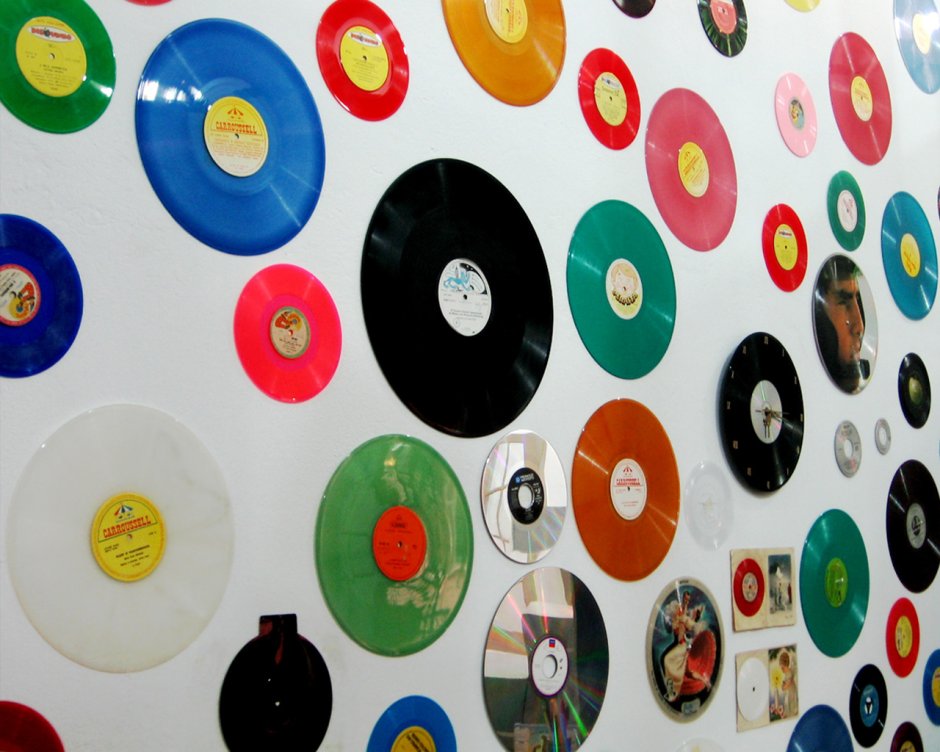 Виниловые пластинки в декоре интерьера