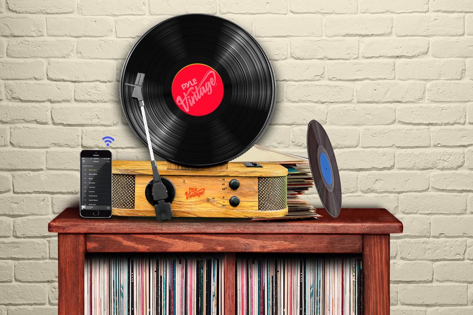 Комната с пластинками