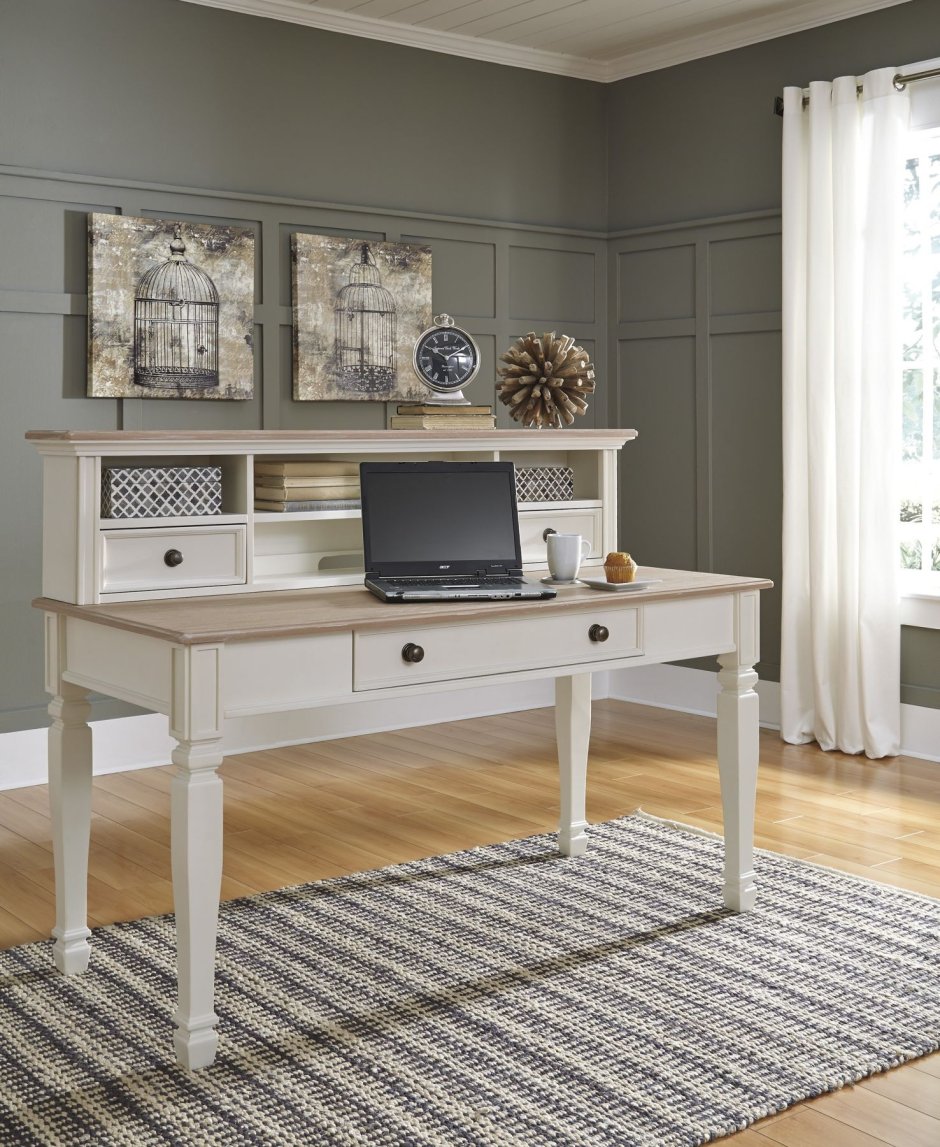 Письменный стол Ashley h583-44/48