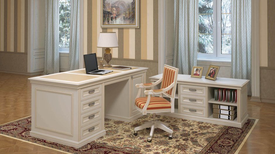 Классический письменный стол