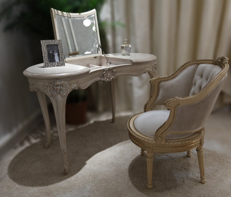 Стул для Будуара