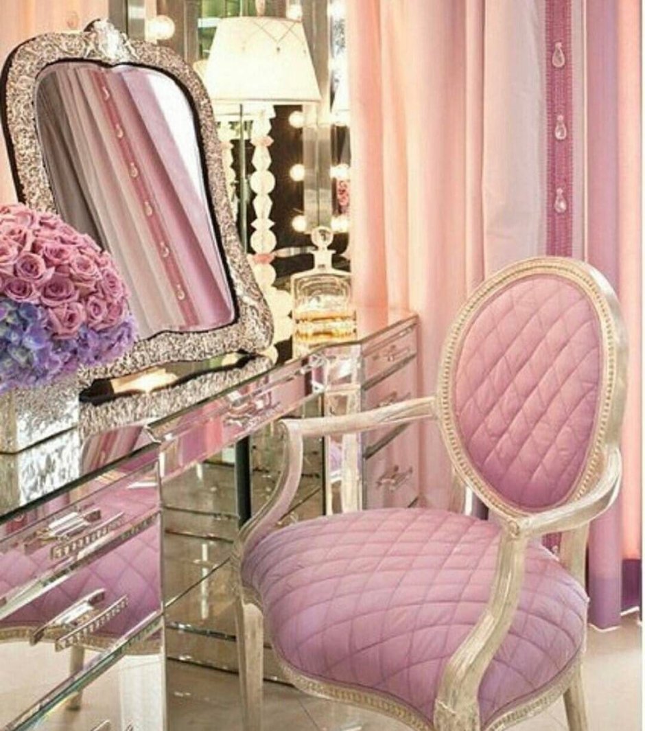 Стул для Будуара