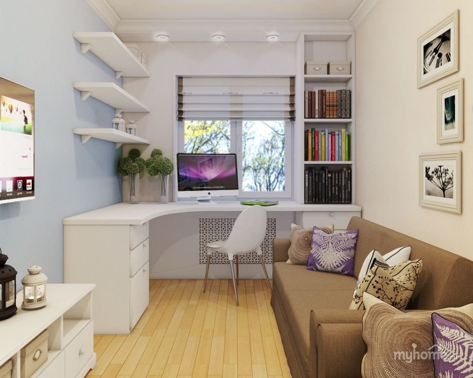 Письменный стол вдоль окна