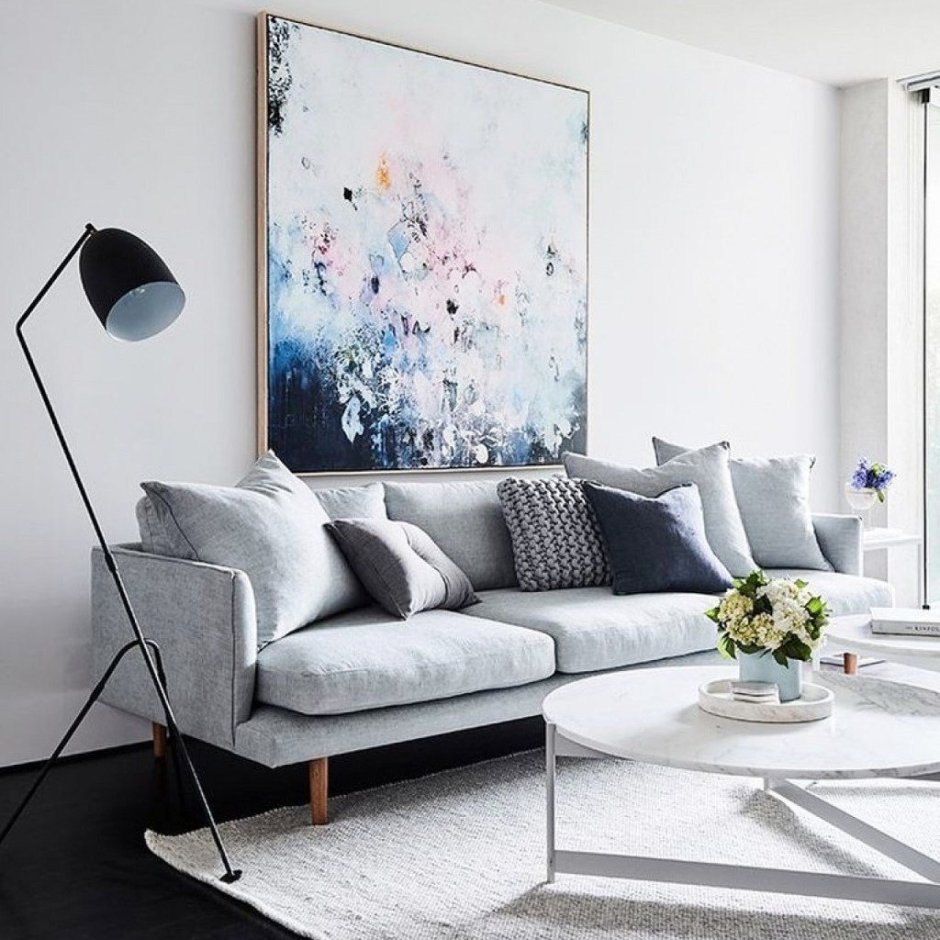 Картины над диваном