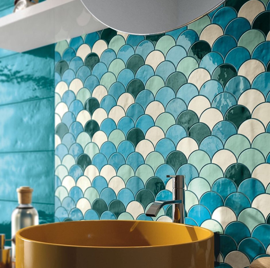 Плитка чешуя черная