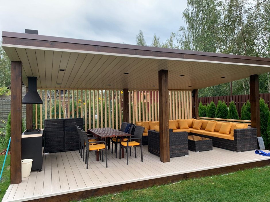 Пергола с барбекю в современном стиле