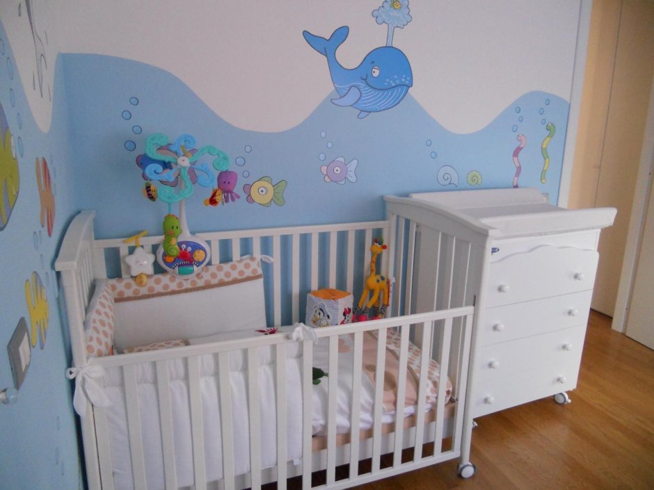 Украшение детской для новорожденных