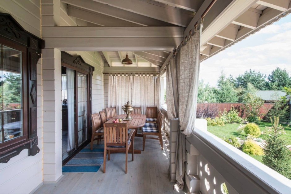 Терраса с балконом