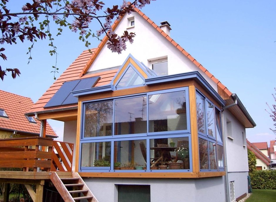 Остекление веранды Рехау