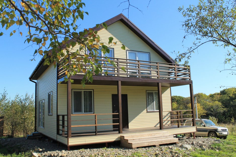 Безрамное остекление террас Honka