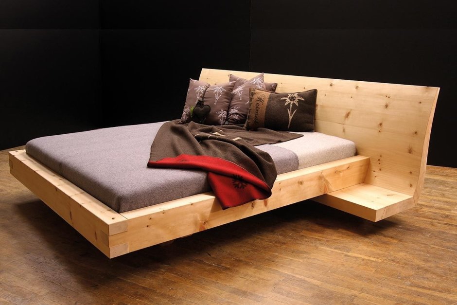 Парящая кровать из дерева