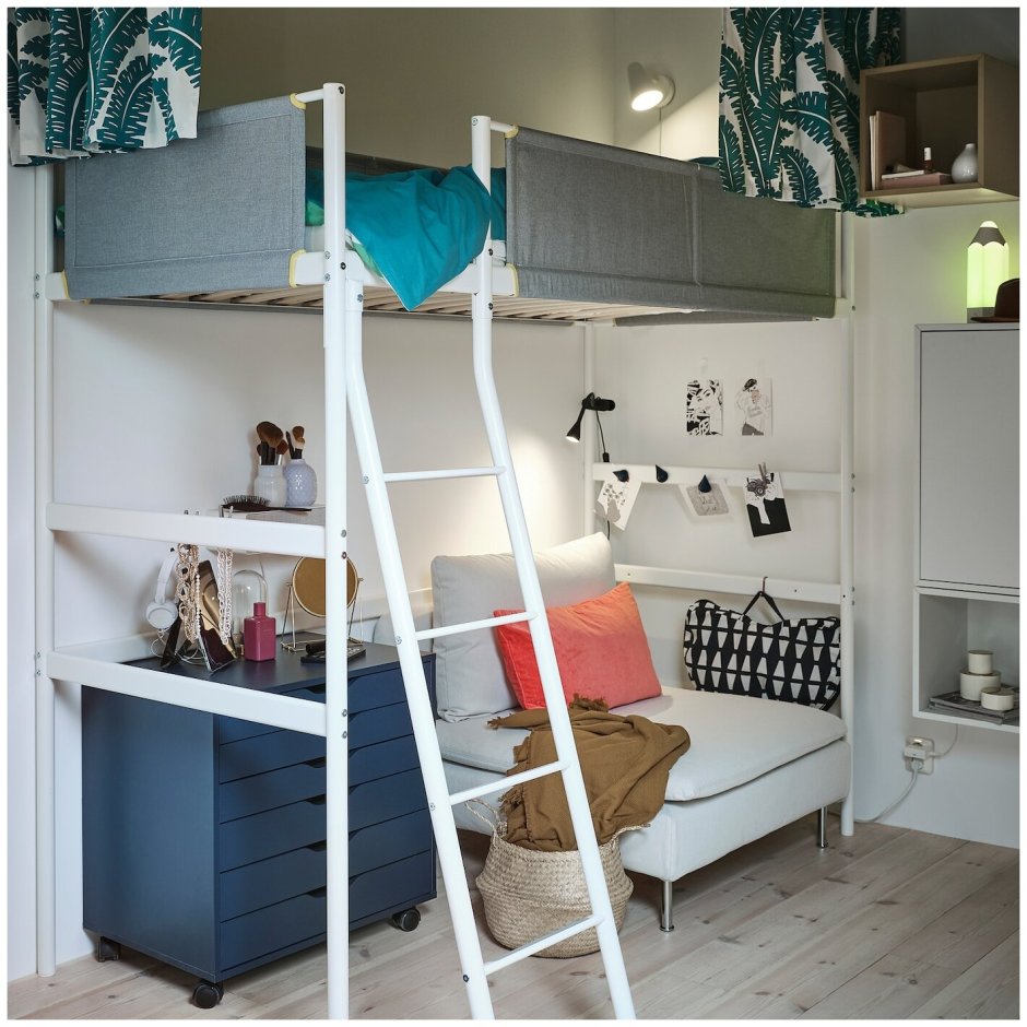 Двухъярусная кровать икеа ВИТВАЛ