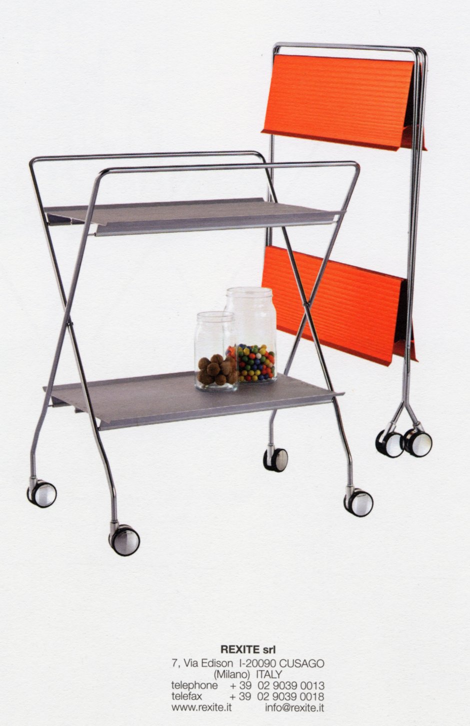 Складной стол на колесиках