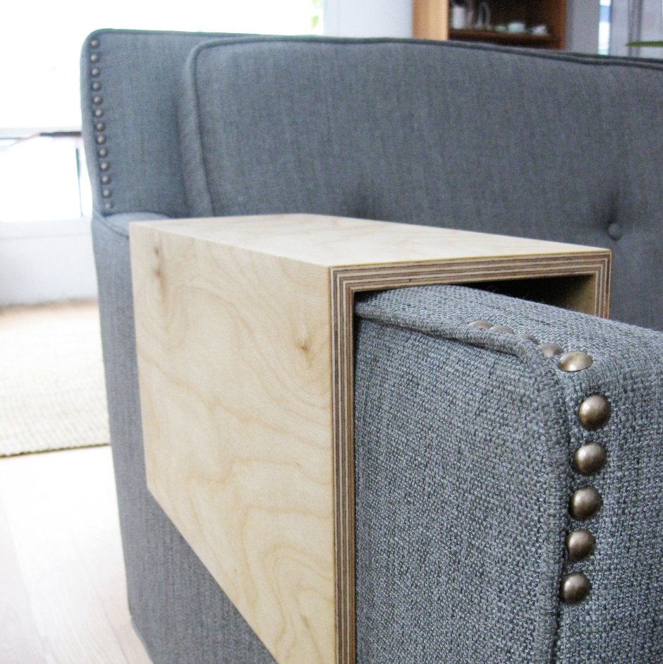 Подставка на подлокотник дивана