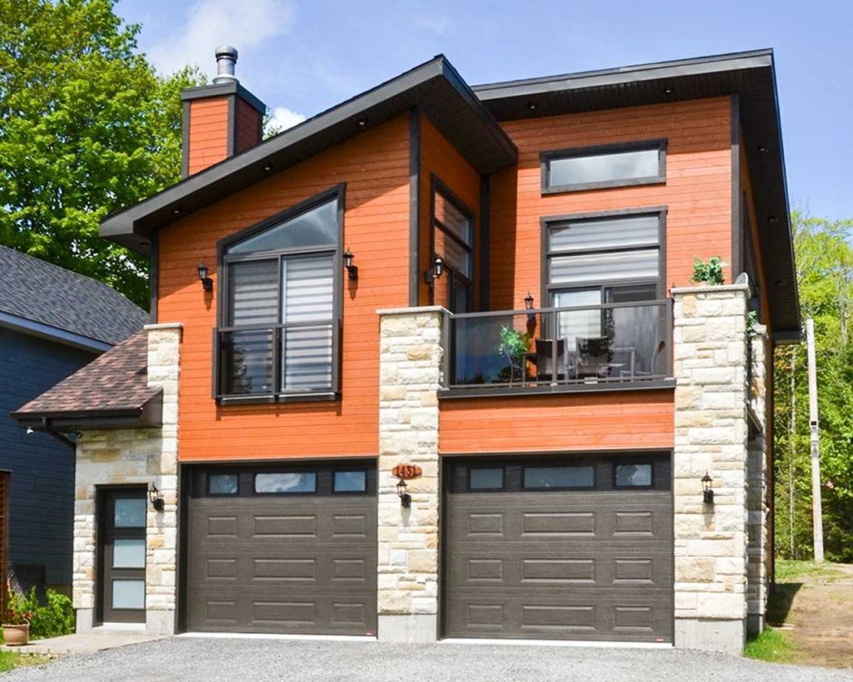 Домик над гаражом