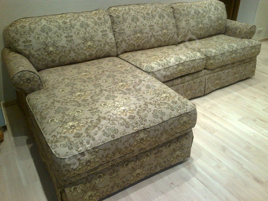 Обивка углового дивана