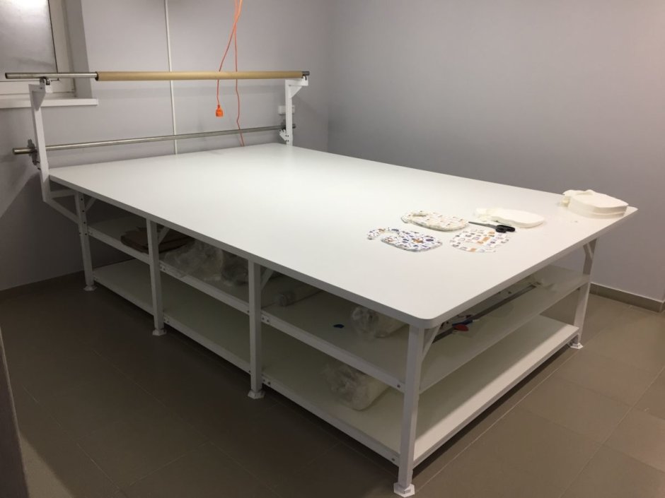 Настилочно-раскройный стол ТК -112