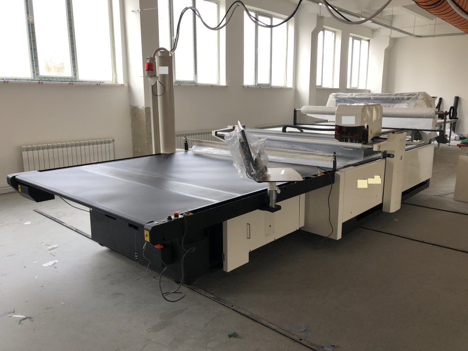 Раскройно-настилочный комплекс HFS-1800