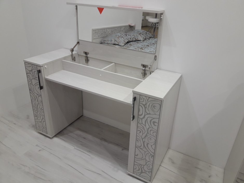 Туалетные столики для спальни