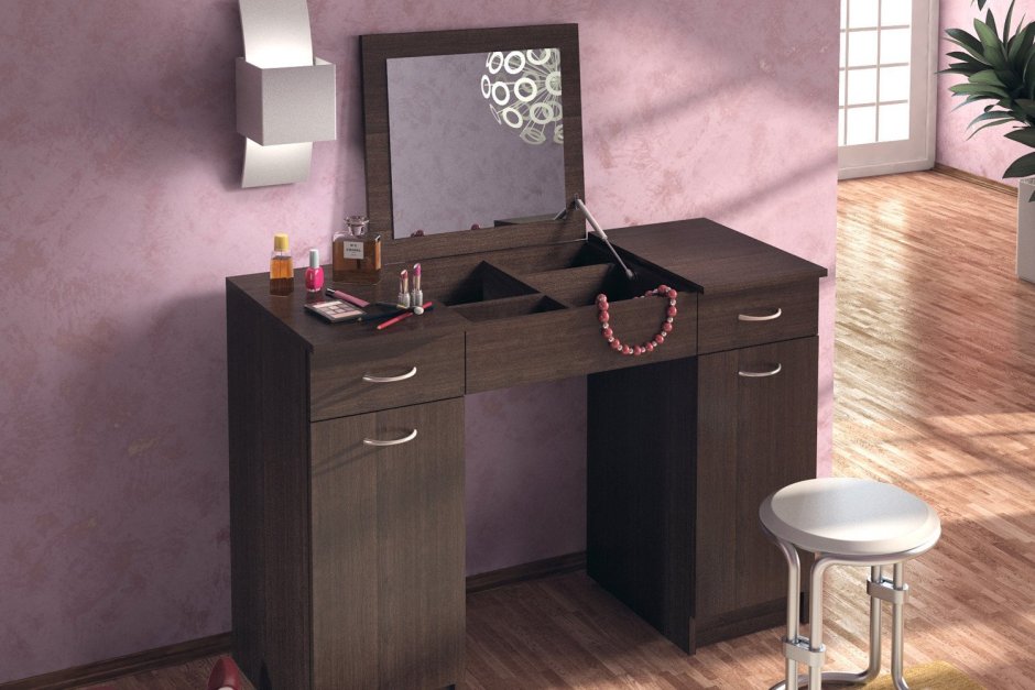 Столик для макияжа в спальню