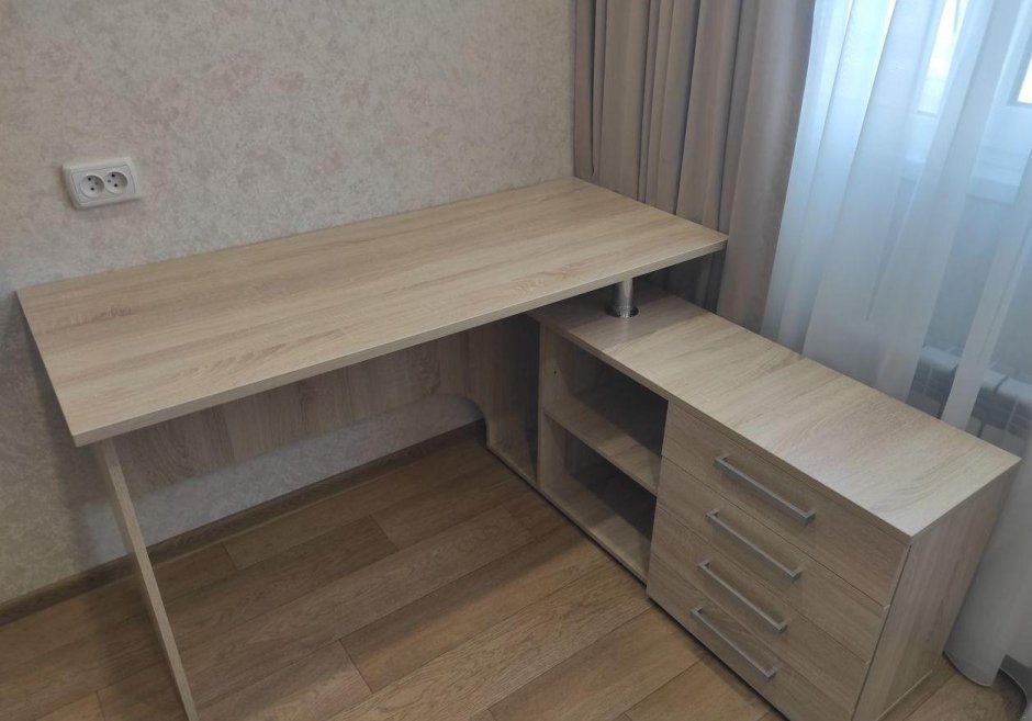 Стол Алькор компьютерный