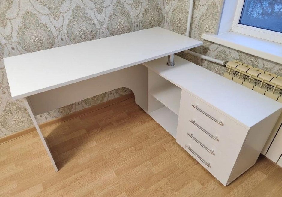 Письменный стол 2022 новинки