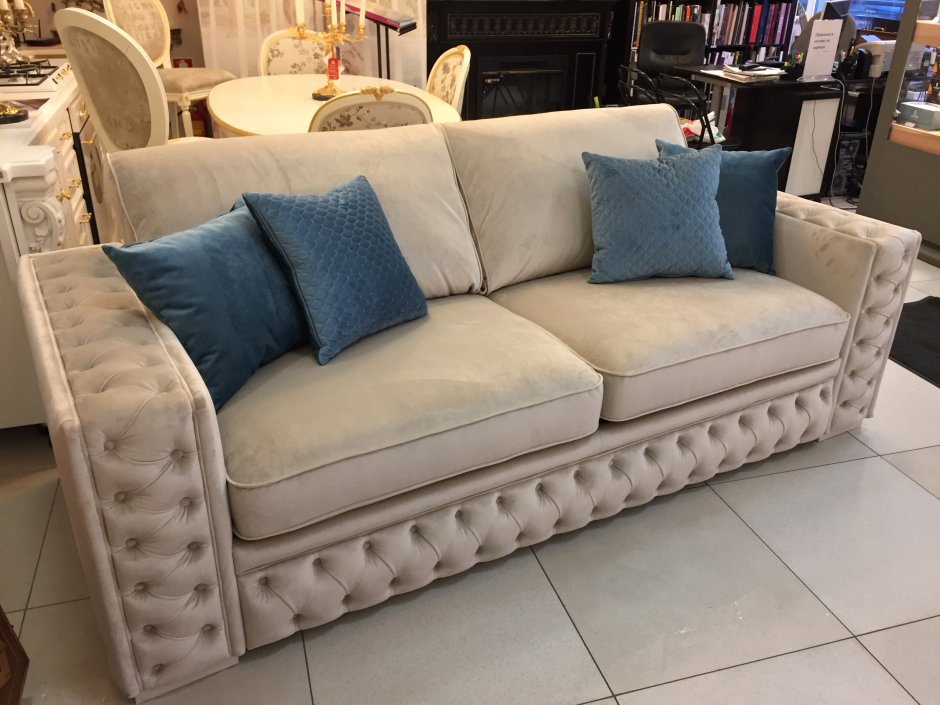 Подушка на спинку кровати