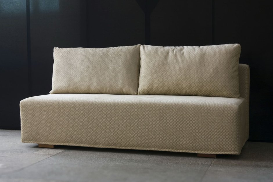 Модульный диван с подушками