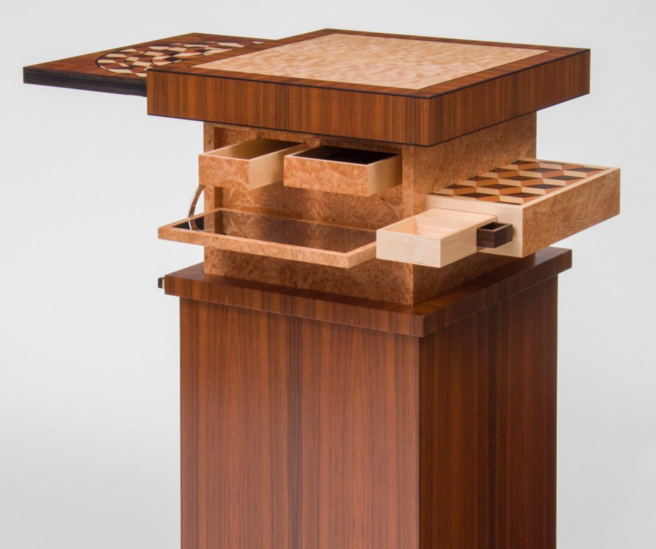 Тайники в письменном столе