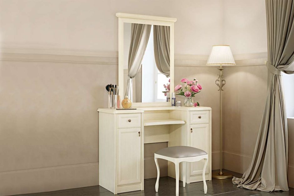 Стол туалетный Екатерина Миассмебель