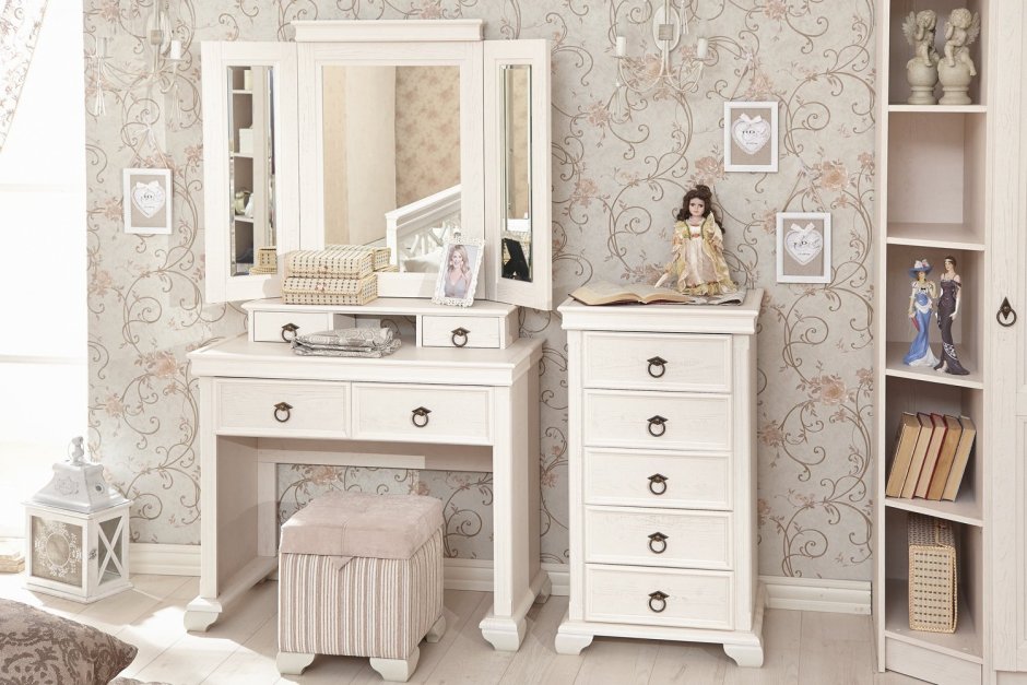 Консоль, туалетный столик Vanity Table